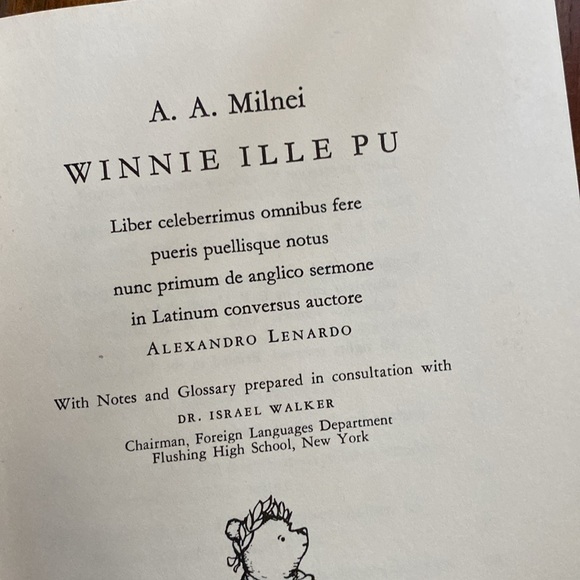 Latin Translation of Winnie the Pooh. Winnie Ille Pu by Alexander Lenard. - Picture 8 of 8
